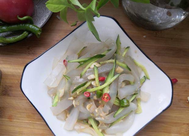 如何在家中准备龙卷的食材