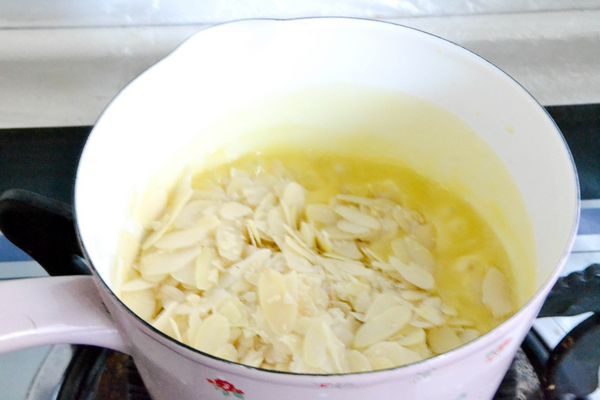 如何存放法式杏仁焦糖饼干以保持新鲜