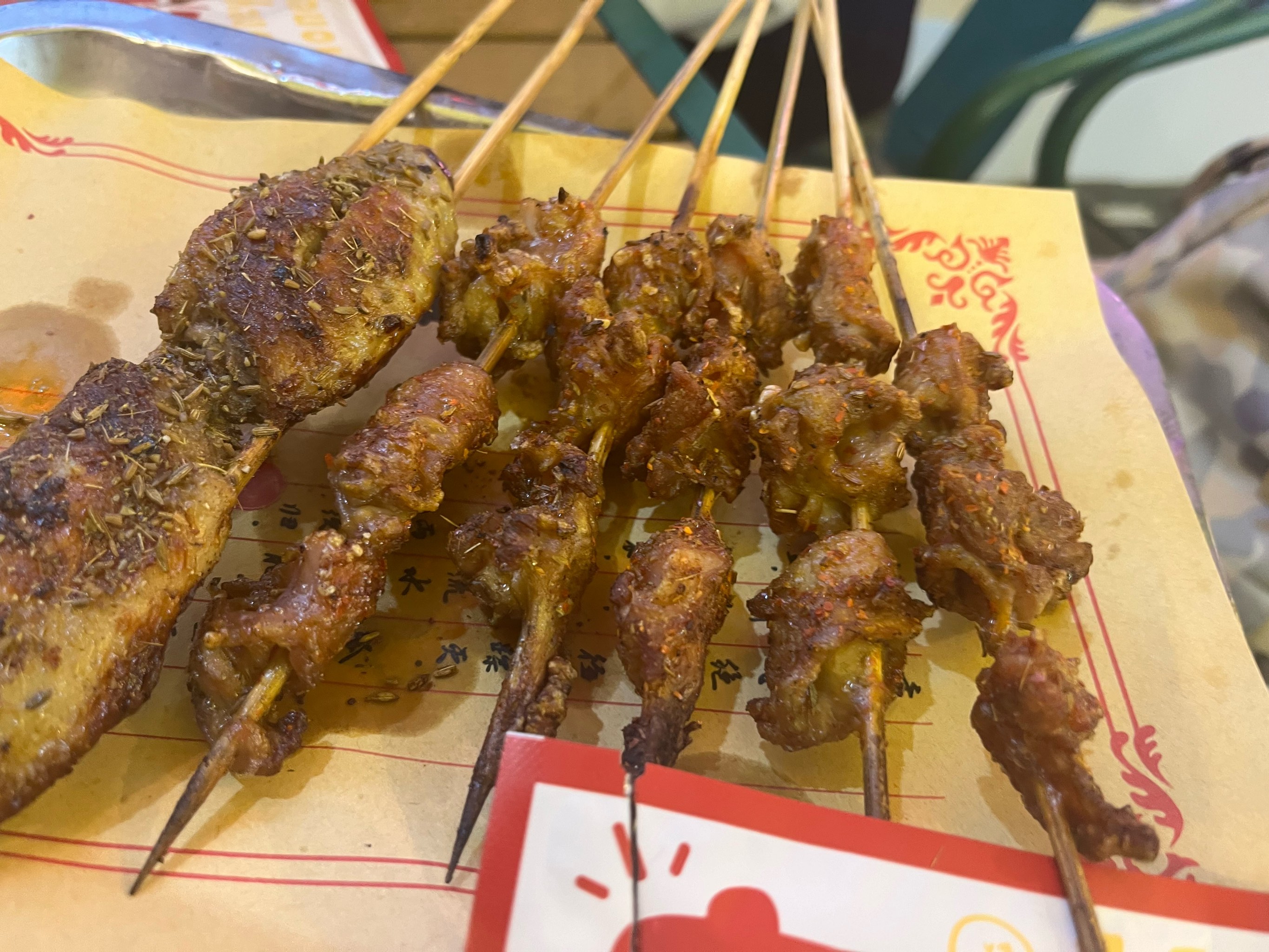 用香气四溢的香料提升烧烤的风味