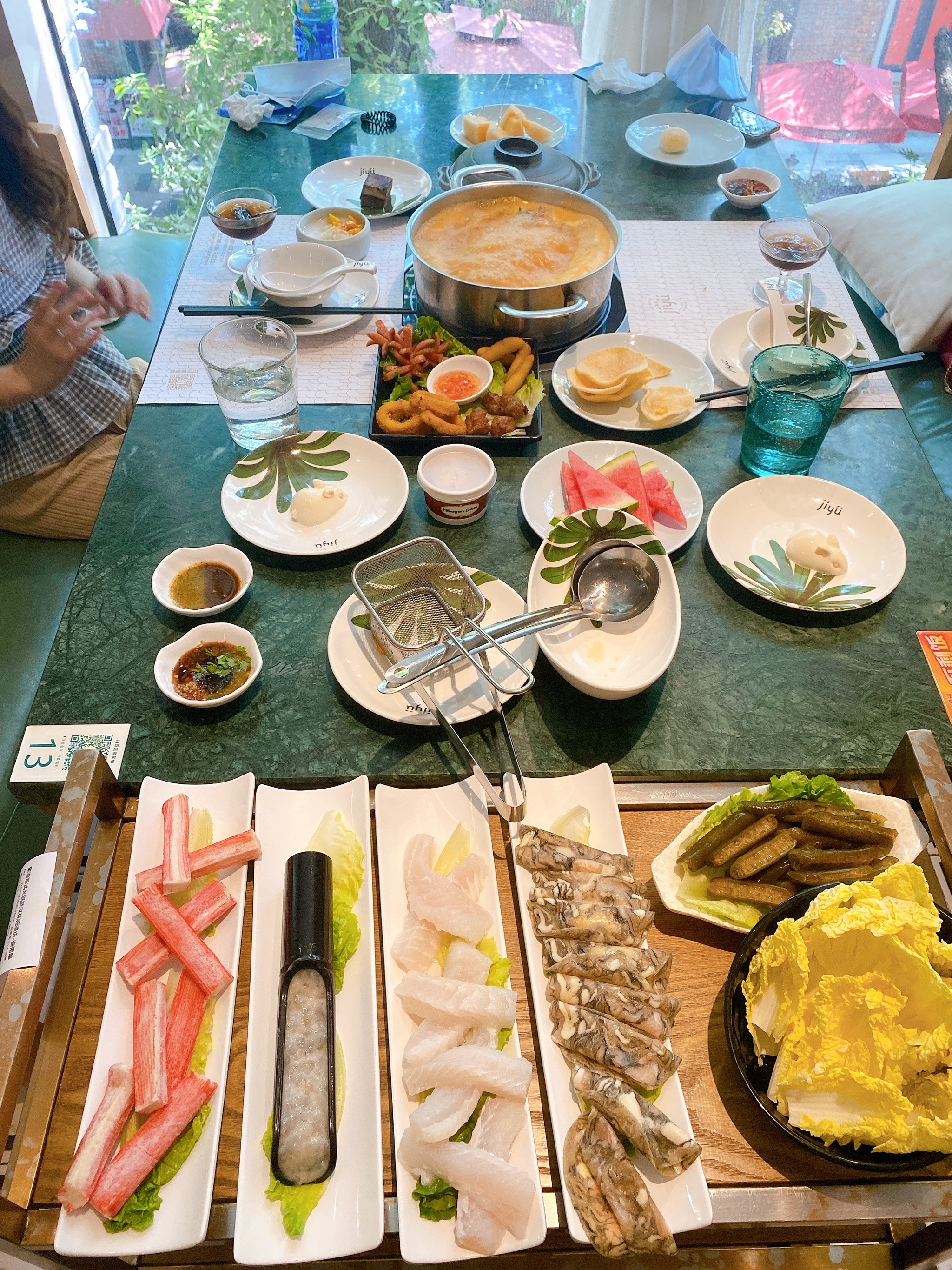 海鲜火锅与传统火锅的营养差异